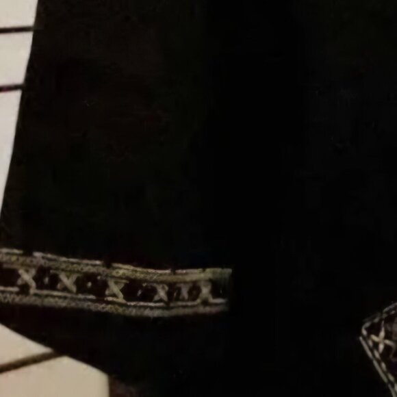 Erika Boho Closet Staple Boxy Lagenlook Linen black shirt embroider button M - Picture 4 of 5